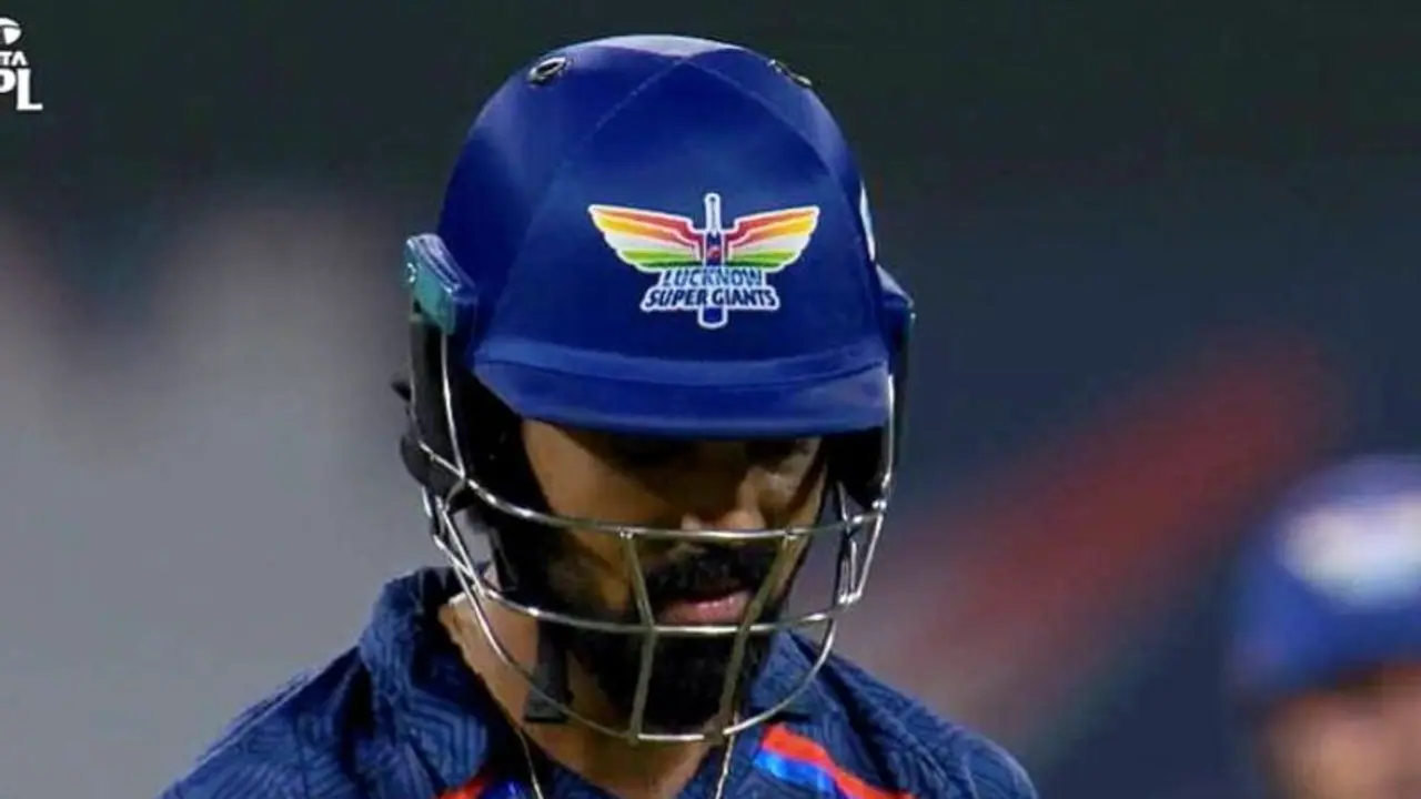 'ശരിക്കും ഡിഫന്സ് മിനിസ്റ്റർ', പവർപ്ലേയില് വീണ്ടും രാഹുലിന്റെ 'ടെസ്റ്റ്' കളി, വിമർശനവുമായി ആരാധകര് 'ശരിക്കും ഡിഫന്സ് മിനിസ്റ്റർ', പവർപ്ലേയില് വീണ്ടും രാഹുലിന്റെ 'ടെസ്റ്റ്' കളി, വിമർശനവുമായി ആരാധകര്