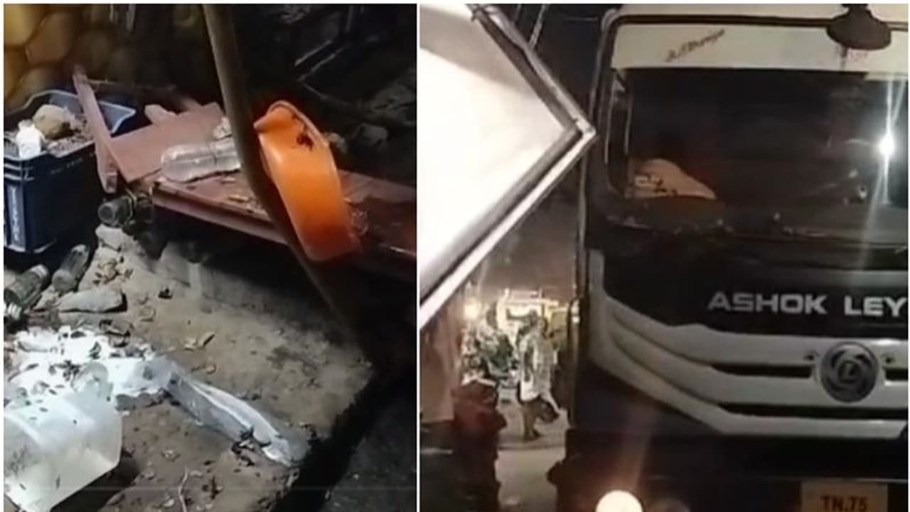 നിർത്തിയിട്ട ലോറി ഡ്രൈവറില്ലാതെ കടയിലേക്ക് ഇടിച്ചുകയറി; ഒഴിവായത് വൻ അപകടം നിർത്തിയിട്ട ലോറി ഡ്രൈവറില്ലാതെ കടയിലേക്ക് ഇടിച്ചുകയറി; ഒഴിവായത് വൻ അപകടം