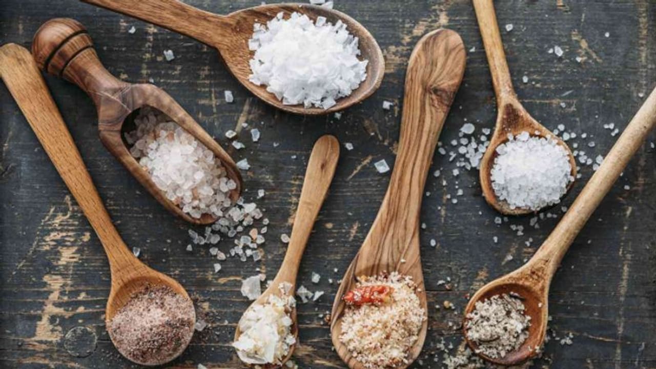 Health Tips: ഭക്ഷണത്തില്‍ സോഡിയത്തിന്‍റെ അളവ് കുറയ്ക്കണമെന്ന് പറയുന്നതിന്‍റെ കാരണങ്ങള്‍...