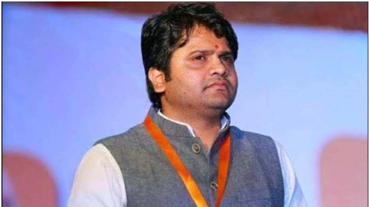 കർണാടക ബിജെപി ഐടി സെൽ മേധാവി അറസ്റ്റിൽ കർണാടക ബിജെപി ഐടി സെൽ മേധാവി അറസ്റ്റിൽ