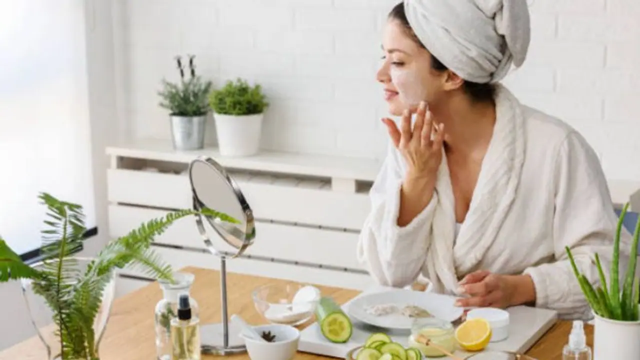  Heatwaves: 6 home made face packs effective in scorching summer