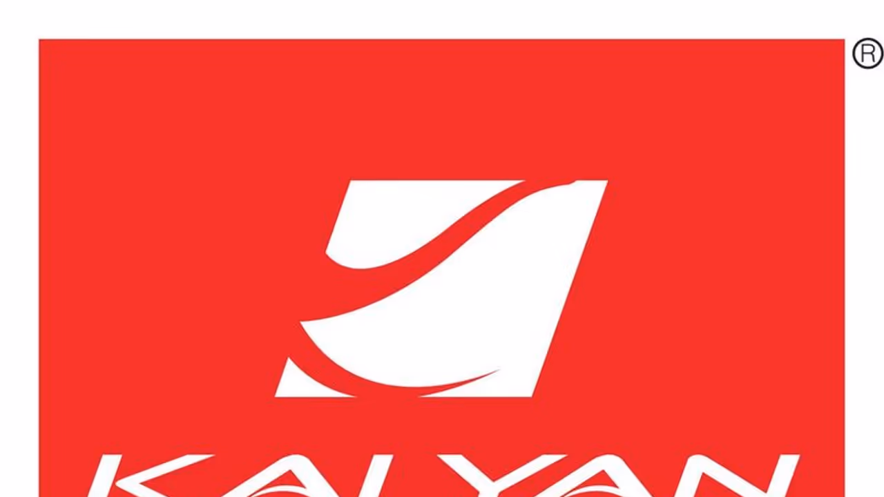 സ്കൂൾ ടൈം കൂൾ ടൈം ഓഫറുമായി കല്യാൺ സിൽക്സ് സ്കൂൾ ടൈം കൂൾ ടൈം ഓഫറുമായി കല്യാൺ സിൽക്സ്