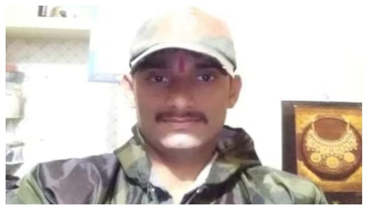 16കാരിയായ പ്രതിശ്രുത വധുവിനെ കഴുത്തറുത്ത് കൊലപ്പെടുത്തിയ പ്രതി മരിച്ച നിലയിൽ 16കാരിയായ പ്രതിശ്രുത വധുവിനെ കഴുത്തറുത്ത് കൊലപ്പെടുത്തിയ പ്രതി മരിച്ച നിലയിൽ