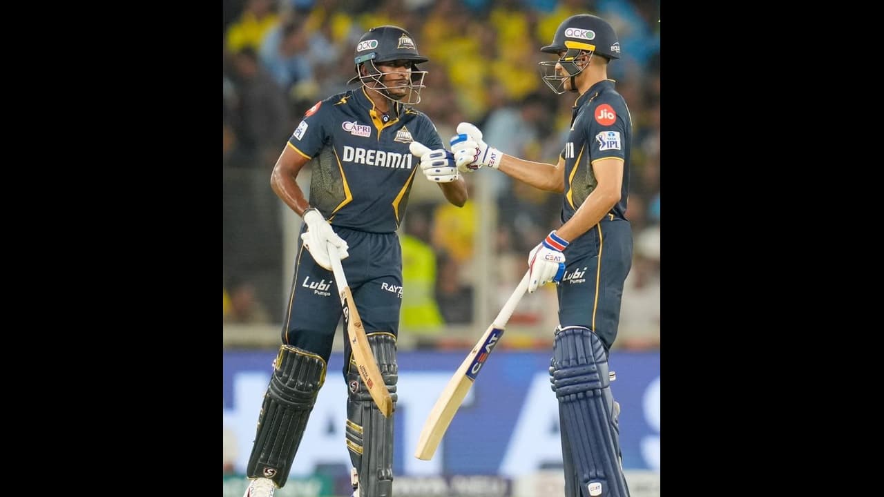 തോറ്റാല്‍ ഗുജറാത്ത് പുറത്ത്, ജയിച്ചാല്‍ പ്ലേ ഓഫിന് വിദൂര സാധ്യത; ഒന്നാം സ്ഥാനം നിലനിര്‍ത്താന്‍ കൊല്‍ക്കത്ത