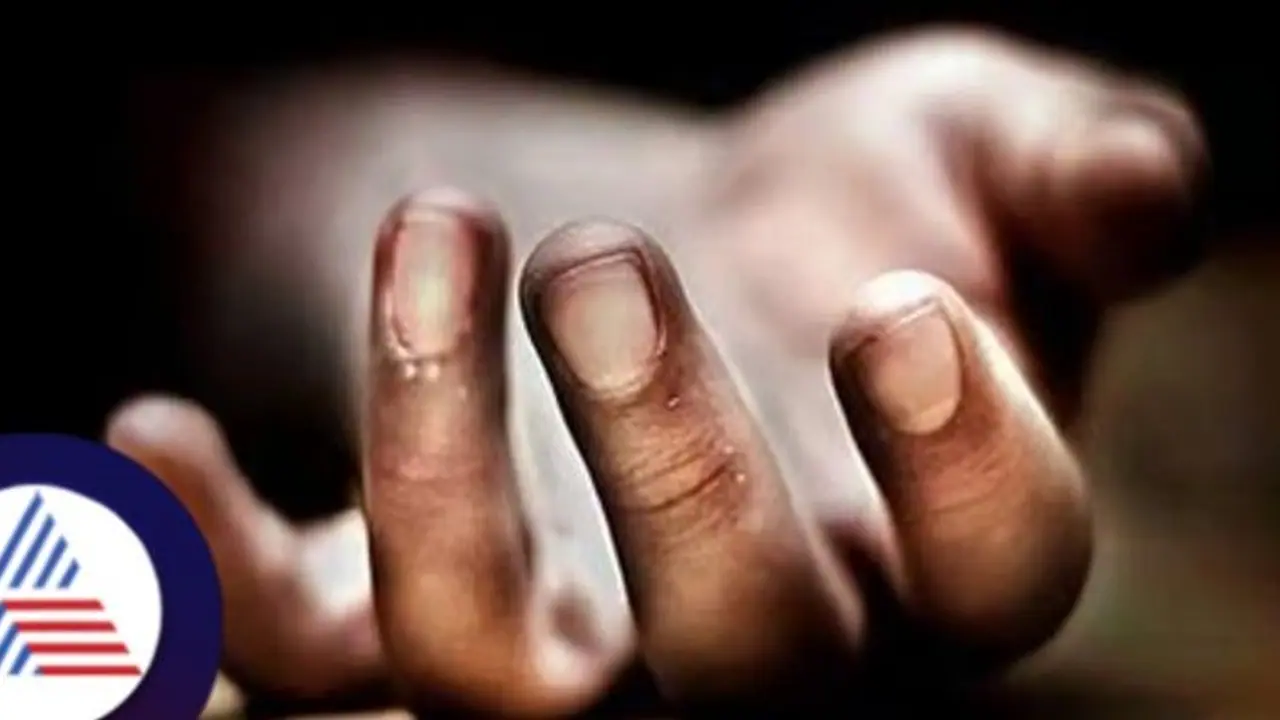 ಕಾರ್ಖಾನೆಯಲ್ಲಿ ಕಬ್ಬಿಣದ ಪ್ಲೇಟ್ ಬಿದ್ದು ಕಾರ್ಮಿಕ ದುರ್ಮರಣ! ಕಾರ್ಖಾನೆಯಲ್ಲಿ ಕಬ್ಬಿಣದ ಪ್ಲೇಟ್ ಬಿದ್ದು ಕಾರ್ಮಿಕ ದುರ್ಮರಣ!