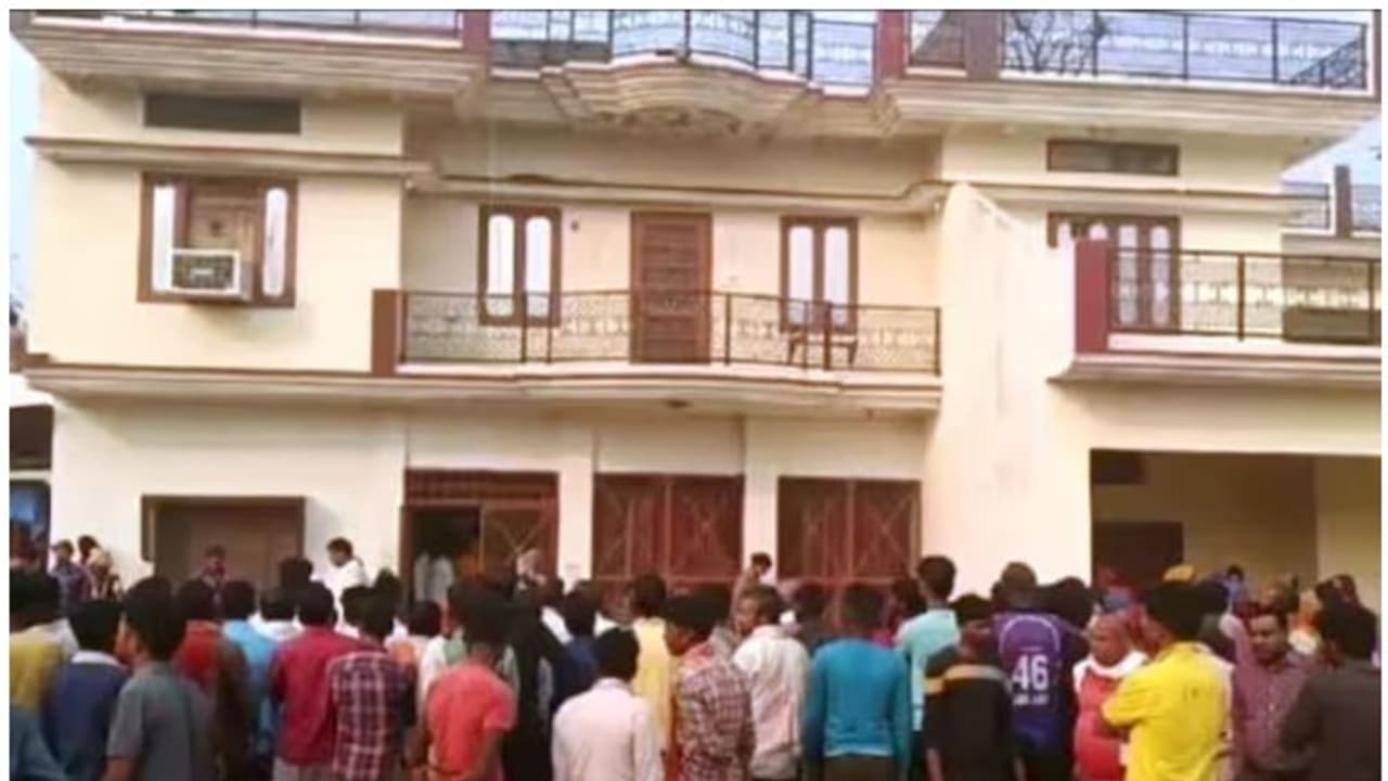 അമ്മയെ വെടിവച്ചും ഭാര്യയെ തലയ്ക്കടിച്ചും കൊലപ്പെടുത്തി; മൂന്ന് മക്കളേയും കൊന്ന് ​ഗൃഹനാഥൻ ജീവനൊടുക്കി