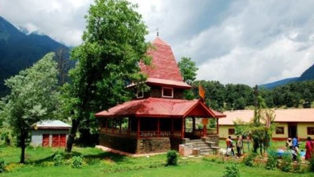 भाईचारे की मिशाल: जम्मू कश्मीर के 2 मुसलमानों ने करोड़ों गवां कर सुलझाया वर्षों का झगड़ा देखें क्या है मामला भाईचारे की मिशाल: जम्मू कश्मीर के 2 मुसलमानों ने करोड़ों गवां कर सुलझाया वर्षों का झगड़ा देखें क्या है मामला