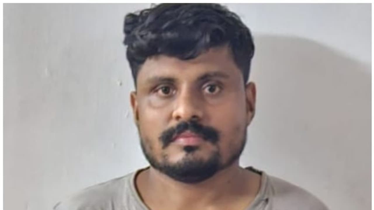 നീല ജുപിറ്ററിൽ കറക്കം, ലക്ഷ്യം ആളൊഴിഞ്ഞ റോഡുകളിലെ സ്ത്രീകള്‍; നിരവധി മാലമോഷണ കേസുകളിലെ പ്രതി പിടിയിൽ