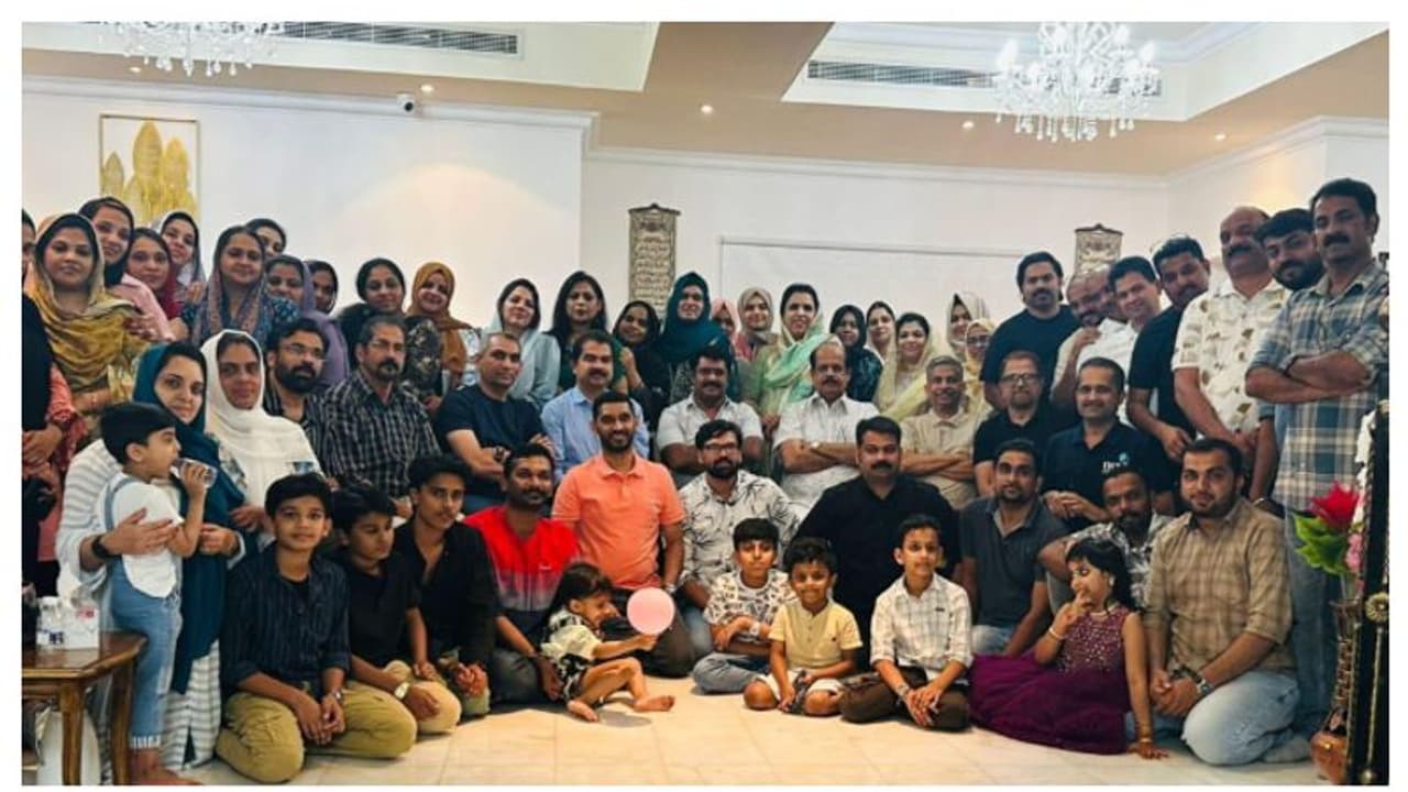 നിയാർക്ക് ബഹ്റൈൻ ചാപ്റ്റർ പ്രവർത്തക സംഗമം സംഘടിപ്പിച്ചു നിയാർക്ക് ബഹ്റൈൻ ചാപ്റ്റർ പ്രവർത്തക സംഗമം സംഘടിപ്പിച്ചു