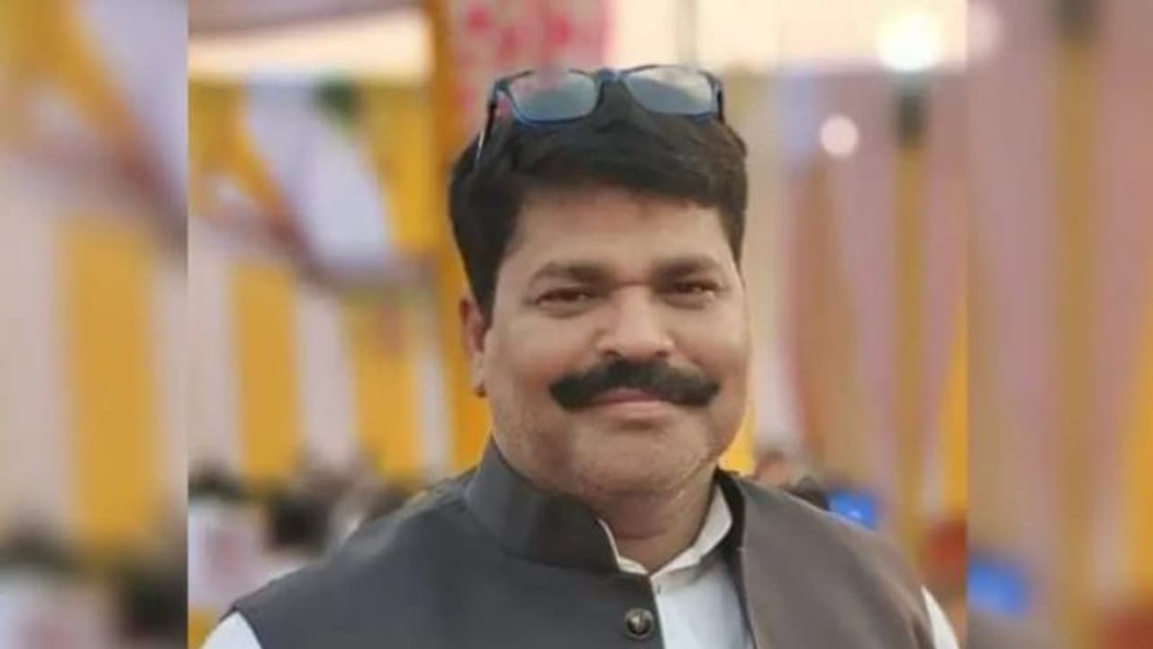 മാധ്യമപ്രവർത്തകനെ വെടിവെച്ച് കൊന്നു; അക്രമികളെ പിടികൂടാൻ പ്രത്യേക അന്വേഷണ സംഘം, ദാരുണ സംഭവം ഉത്തര്‍പ്രദേശിൽ