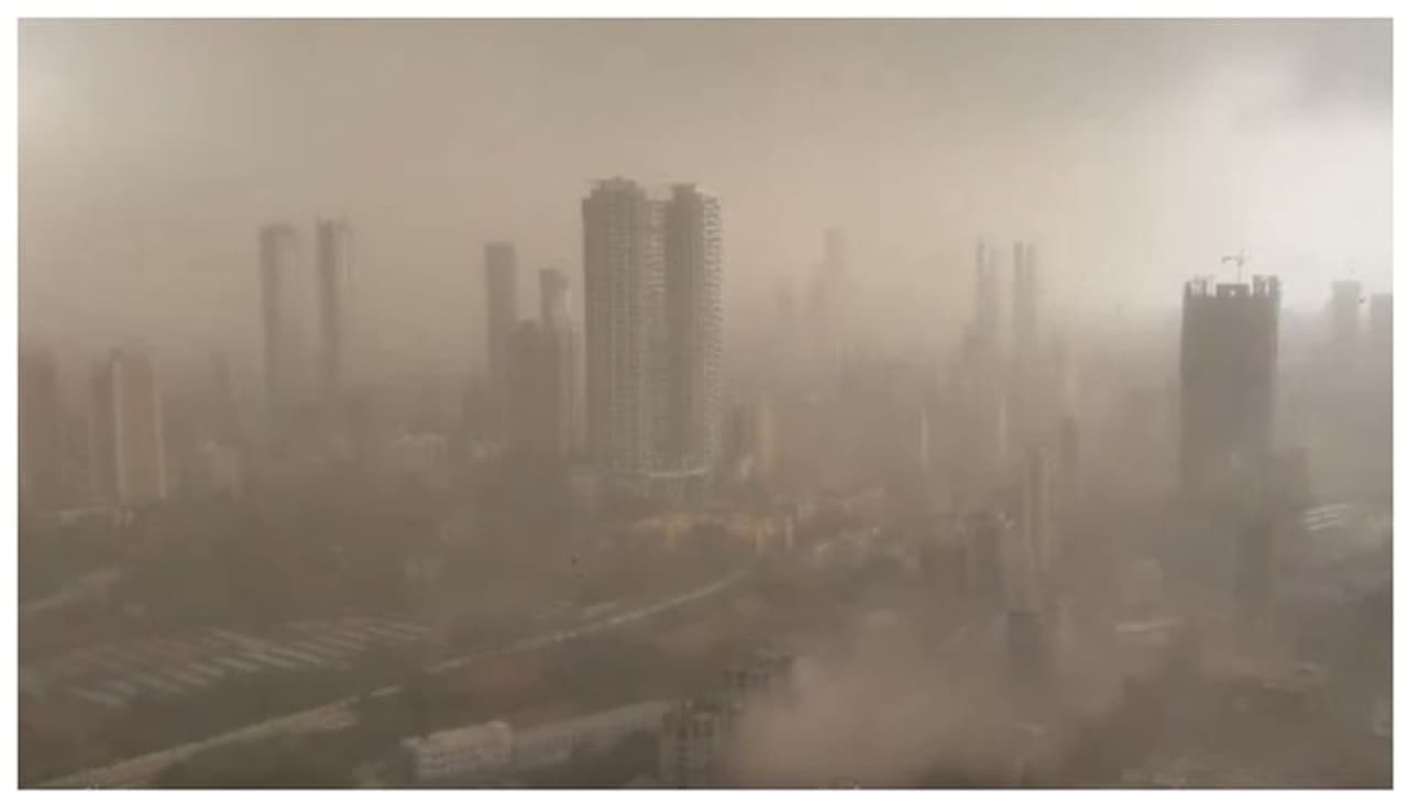 'മെക്‌സിക്കോയിൽ ചിത്രീകരിച്ച ഒരു ഹോളിവുഡ് സിനിമ പോലെ മുംബൈ'; നഗരത്തിലെ പൊടിക്കാറ്റിന്‍റെ വീഡിയോ വൈറൽ 