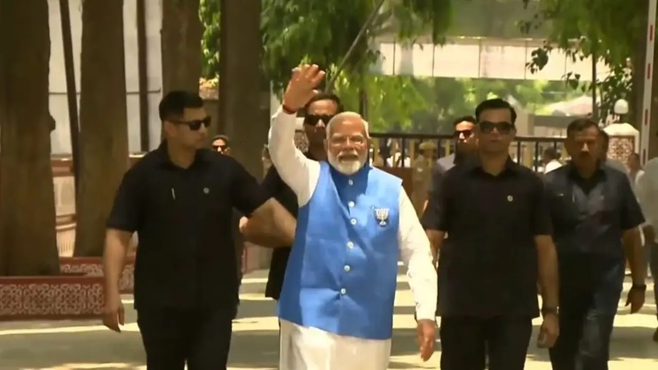 ವಾರಾಣಾಸಿ: ಅಭಿಜಿತ್ ಮುಹೂರ್ತದಲ್ಲಿ ನಾಮಪತ್ರ ಸಲ್ಲಿಸಿದ ಪ್ರಧಾನಿ ಮೋದಿ