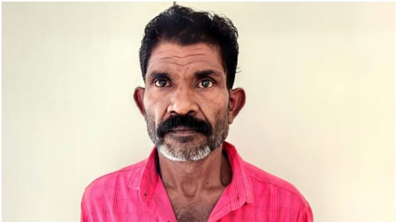 പ്രായപൂര്ത്തിയാകാത്ത കുട്ടിക്കെതിരെ ലൈംഗികാതിക്രമം, പ്രതിക്ക് 44 വര്ഷം കഠിന തടവ്, രണ്ടേകാല് ലക്ഷം രൂപ പിഴ പ്രായപൂര്ത്തിയാകാത്ത കുട്ടിക്കെതിരെ ലൈംഗികാതിക്രമം, പ്രതിക്ക് 44 വര്ഷം കഠിന തടവ്, രണ്ടേകാല് ലക്ഷം രൂപ പിഴ