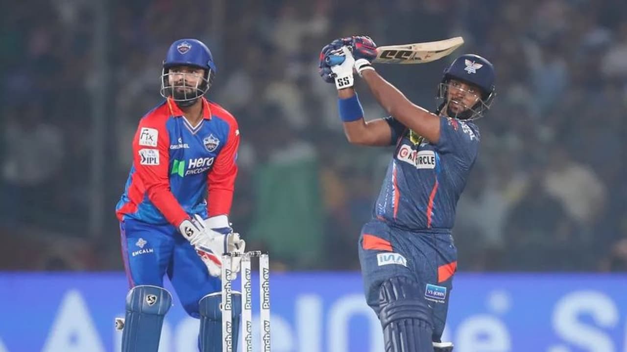 പ്ലേ ഓഫ് ഉറപ്പിച്ച് സഞ്ജുവും സംഘവും! ലഖ്‌നൗവിനെതിരെ ഡല്‍ഹിക്ക് ജയം; ആര്‍സിബി ചെന്നൈ മത്സരം നിര്‍ണായകം