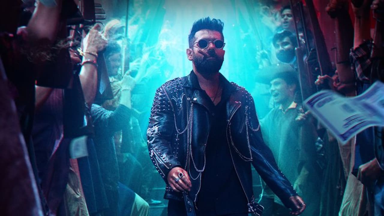 డబల్ ఇస్మార్ట్ టీజర్ రివ్యూ: ఈసారి డబల్ క్రాక్ చూపించేలా ఉన్నాడే, హైలెట్స్ ఇవే! డబల్ ఇస్మార్ట్ టీజర్ రివ్యూ: ఈసారి డబల్ క్రాక్ చూపించేలా ఉన్నాడే, హైలెట్స్ ఇవే!