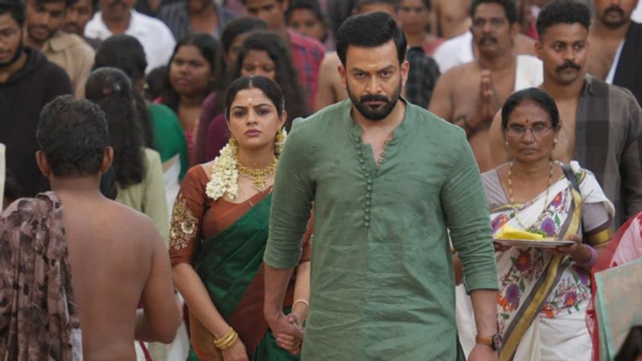 ചിരിയുടെ പൂത്തിരിയുമായി ഗുരുവായൂര്‍ അമ്പലനടയില്‍, ആദ്യ പ്രതികരണങ്ങള്‍ പുറത്ത്