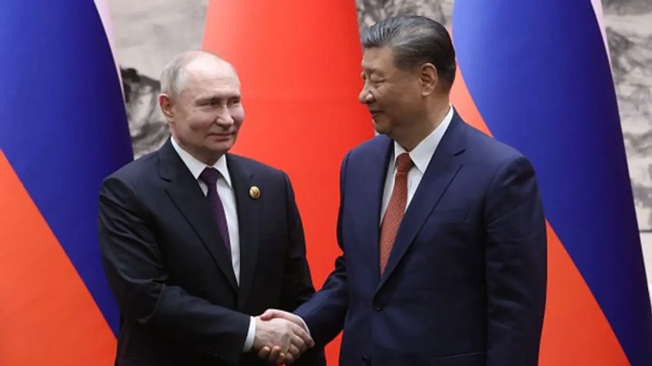 Putin in China: Xi Jinping calls Russian Prez 'great friend', vows to rejuvenate China Russia ties (WATCH) Putin in China: Xi Jinping calls Russian Prez 'great friend', vows to rejuvenate China Russia ties (WATCH)