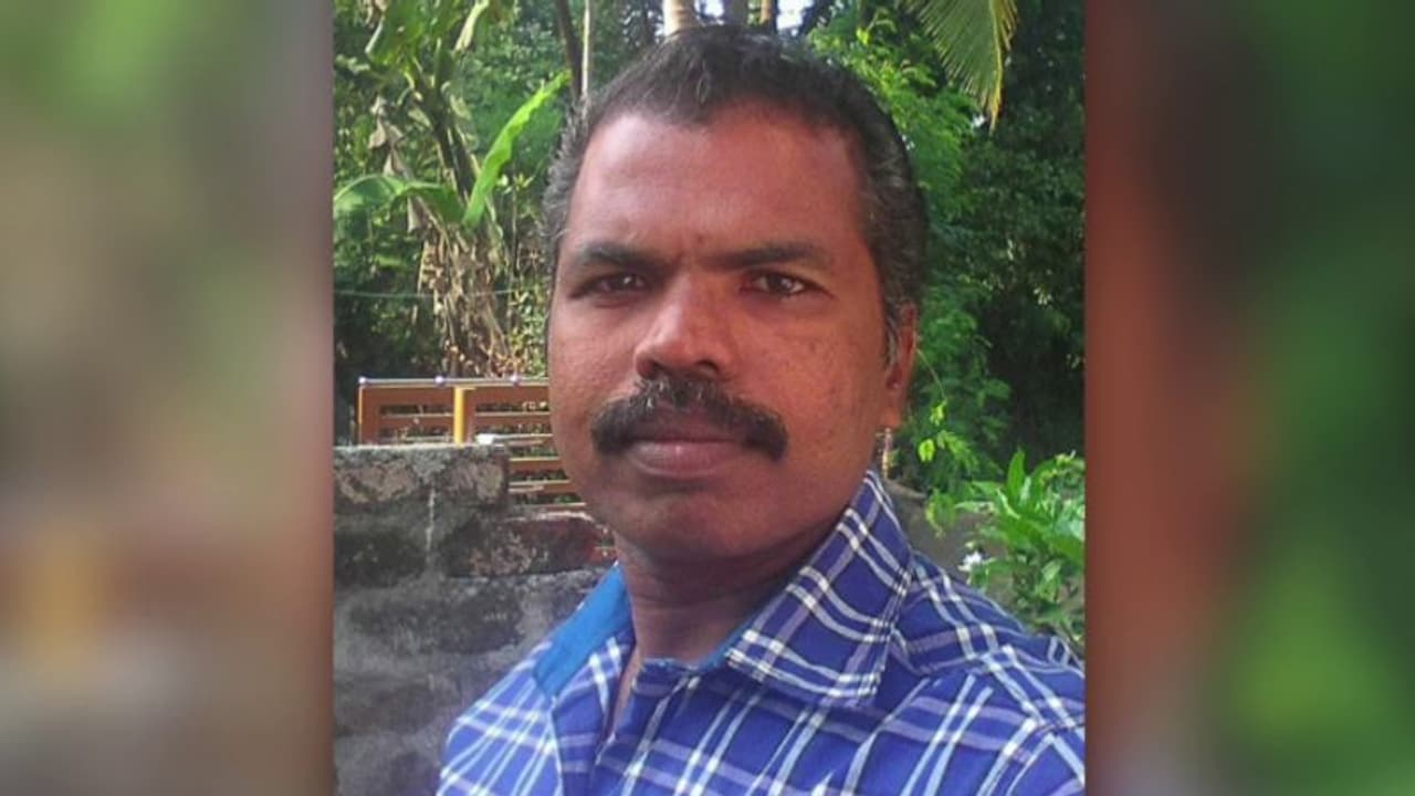 ഫൈനാൻസുകാരുടെ ഭീഷണി; പാലക്കാട് സാമ്പത്തിക പ്രതിസന്ധിയെ തുടർന്ന് മധ്യവയസ്കൻ ജീവനൊടുക്കി ഫൈനാൻസുകാരുടെ ഭീഷണി; പാലക്കാട് സാമ്പത്തിക പ്രതിസന്ധിയെ തുടർന്ന് മധ്യവയസ്കൻ ജീവനൊടുക്കി