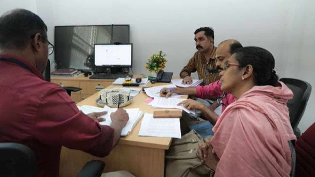 'സാമ്പിളെടുത്താലും ഫലം വൈകും, ഭക്ഷ്യ സുരക്ഷാ ലൈസൻസിലും ക്രമക്കേട്'; പൂട്ടാൻ വിജിലൻസിന്റെ ഓപ്പറേഷൻ അപ്പറ്റൈറ്റ്