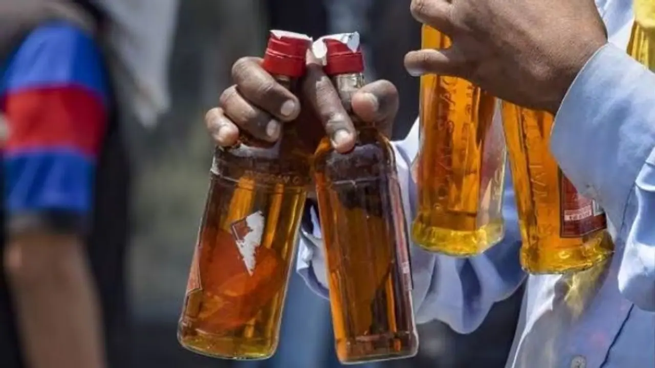 ಭಾರತದಲ್ಲಿ ಮದ್ಯ ಜಾಹೀರಾತಿಗೆ ಸೆಲೆಬ್ರೆಟಿಗಳಿಗಿಲ್ಲ ಅವಕಾಶ, ಇನ್ನು ಕುಡುಕರೆ ಬ್ರಾಂಡ್ ಅಂಬಾಸಿಡರ್!