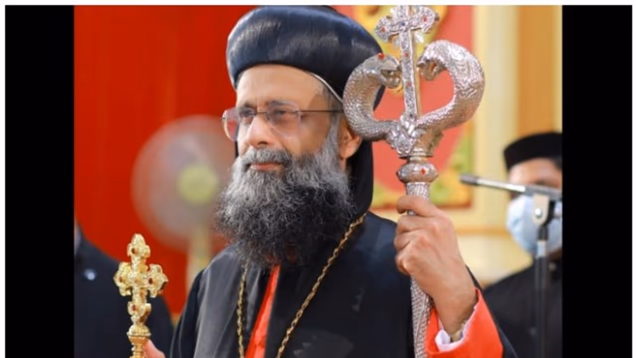 ക്നാനായ യാക്കോബായ സുറിയാനി സഭ മെത്രാപ്പൊലീത്തയുടെ സസ്പെൻഷൻ സ്റ്റേ ചെയ്തു