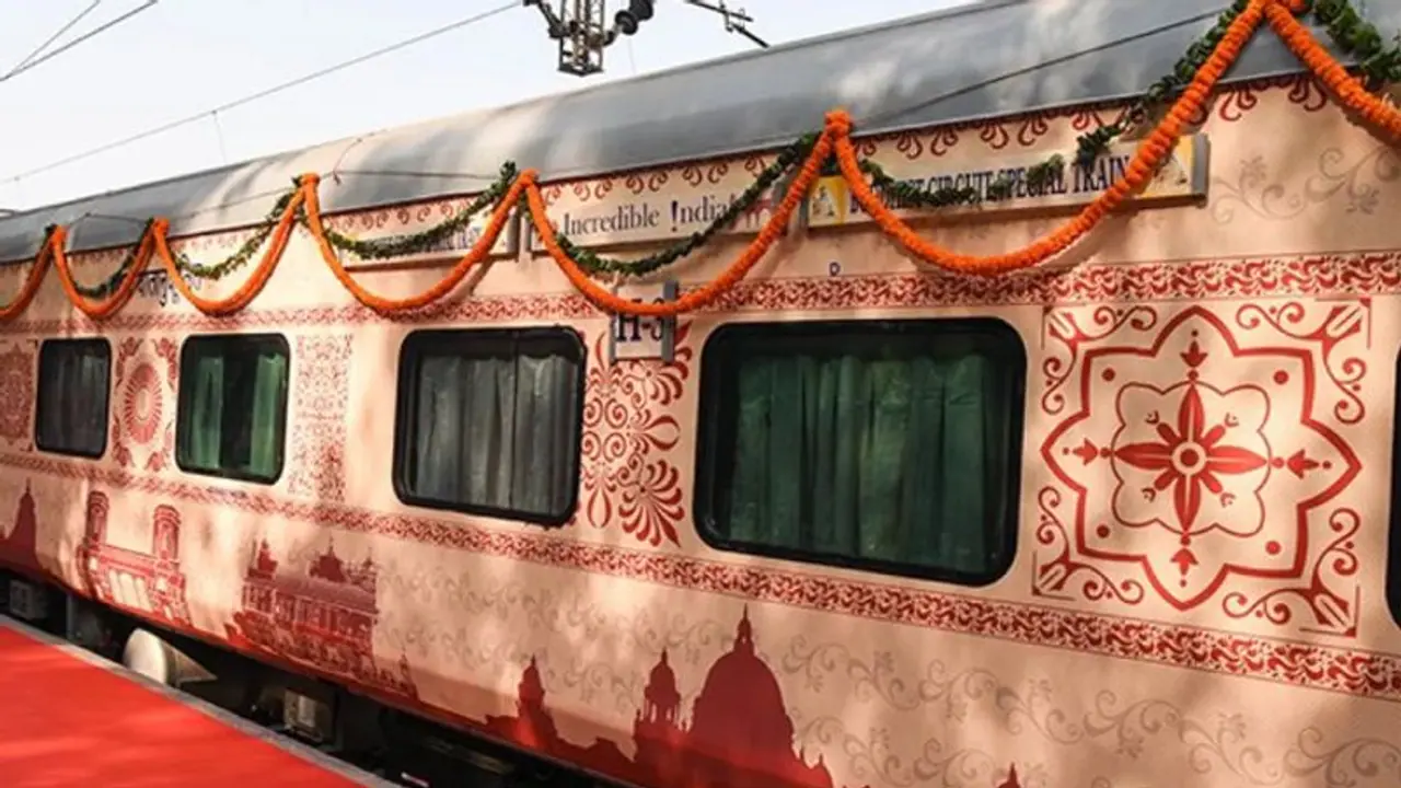 IRCTCயின் அட்டகாசமான Tour Package.. வெறும் 1089 ரூபாய் EMI செலுத்தி சுற்றிப்பார்க்கலாம் எப்படி புக் செய்வது?