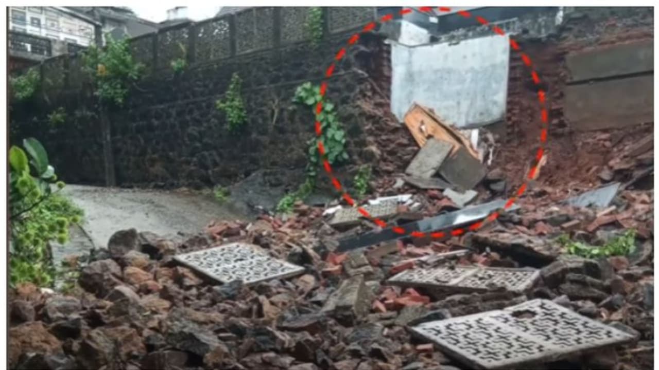 കനത്ത മഴയ്ക്കിടെ സെമിത്തേരിയുടെ ചുറ്റുമതില്‍ തകര്‍ന്നു; കല്ലറ പൊളിഞ്ഞ് മൃതദേഹം പെട്ടിയോടെ പുറത്തുവന്നു