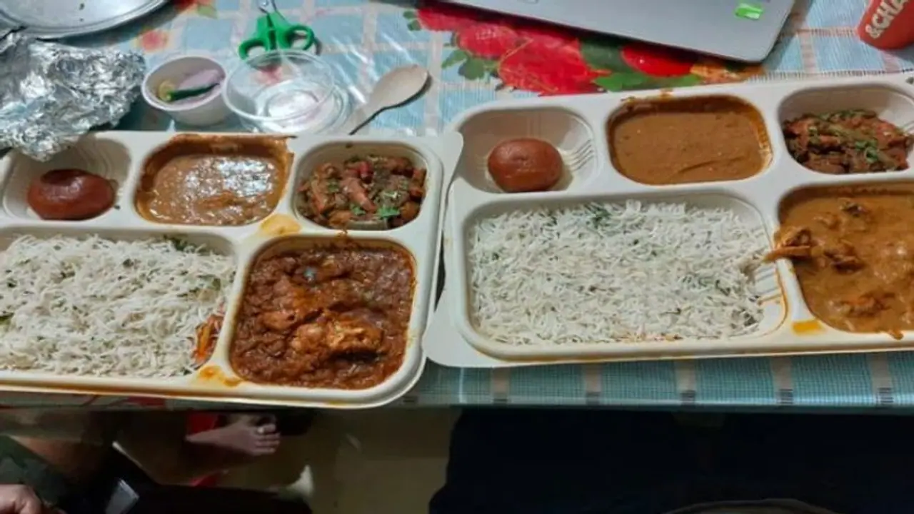 ಗರ್ಭಿಣಿ ಪತ್ನಿಗಾಗಿ ವೆಜ್ ಆಹಾರ ಆರ್ಡರ್ ಮಾಡಿದ ವ್ಯಕ್ತಿ, ನಾನ್ವೆಜ್ ಥಾಲಿ ಡೆಲಿವರಿ ಮಾಡಿದ ಝೊಮೇಟೋ! ಗರ್ಭಿಣಿ ಪತ್ನಿಗಾಗಿ ವೆಜ್ ಆಹಾರ ಆರ್ಡರ್ ಮಾಡಿದ ವ್ಯಕ್ತಿ, ನಾನ್ವೆಜ್ ಥಾಲಿ ಡೆಲಿವರಿ ಮಾಡಿದ ಝೊಮೇಟೋ!