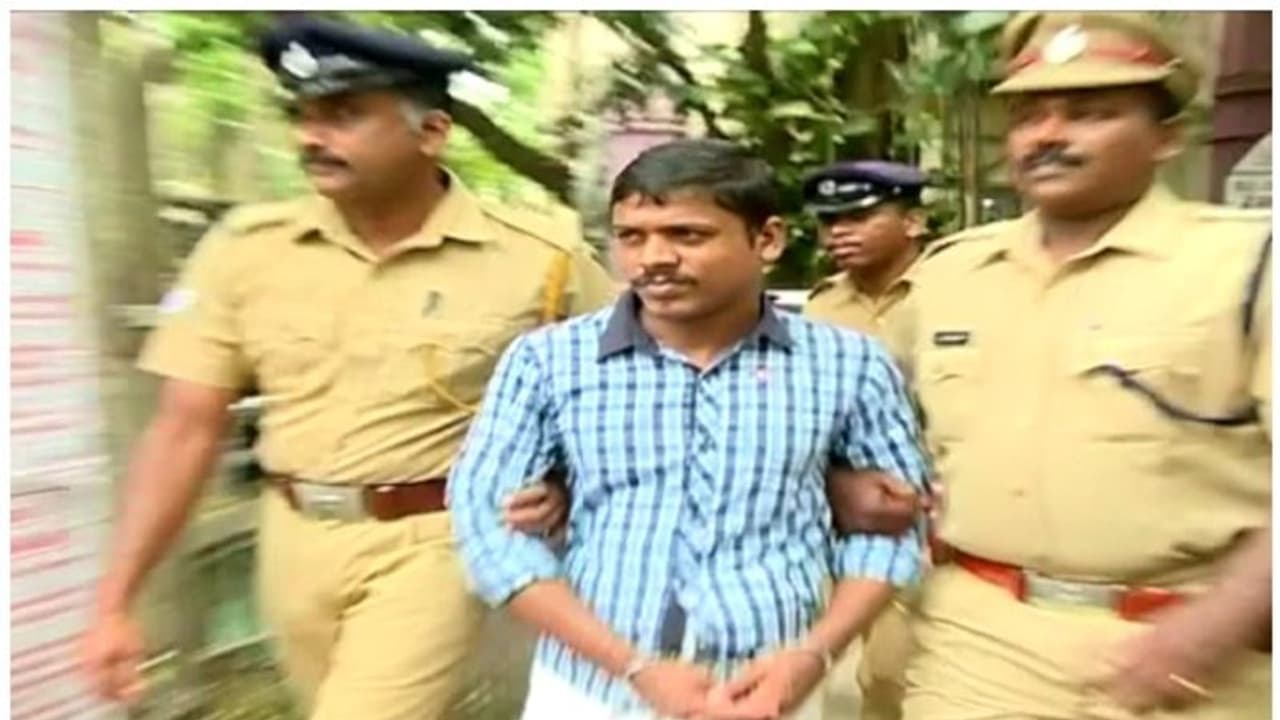 'വധശിക്ഷ ഒഴിവാക്കണം,തെളിവുണ്ട്, നിരപരാധിയെന്ന് തെളിയിക്കാം'; അമീറുൽ ഇസ്ലാം വധശിക്ഷക്കെതിരെ സുപ്രീംകോടതിയിൽ 