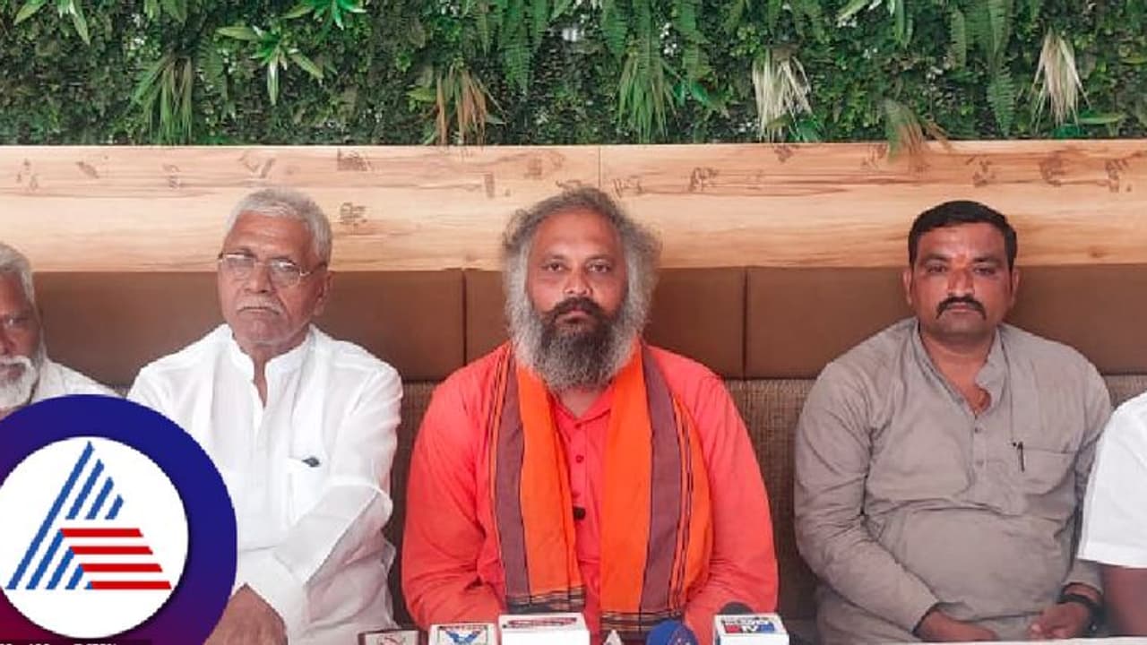 ಹಿರಿಯ ನಾಯಕ ಬೆಳ್ಳುಬ್ಬಿಯವರಿಗೆ ಬಿಜೆಪಿ ಎಂಎಲ್ಸಿ ಟಿಕೇಟ್ ನೀಡಿ : ಕಲ್ಲಿನಾಥ ಸ್ವಾಮೀಜಿ ಒತ್ತಾಯ