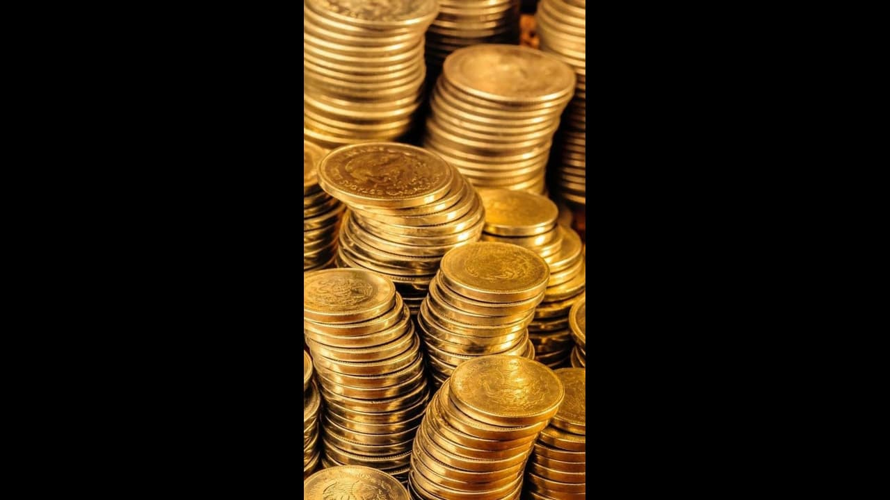 എല്ലാ മാസവും ജ്വല്ലറിയിൽ നിക്ഷേപിക്കുന്നുണ്ടോ? സ്വർണം വാങ്ങാനുള്ള ഈ വഴി ഗുണം ചെയ്യുമോ എല്ലാ മാസവും ജ്വല്ലറിയിൽ നിക്ഷേപിക്കുന്നുണ്ടോ? സ്വർണം വാങ്ങാനുള്ള ഈ വഴി ഗുണം ചെയ്യുമോ