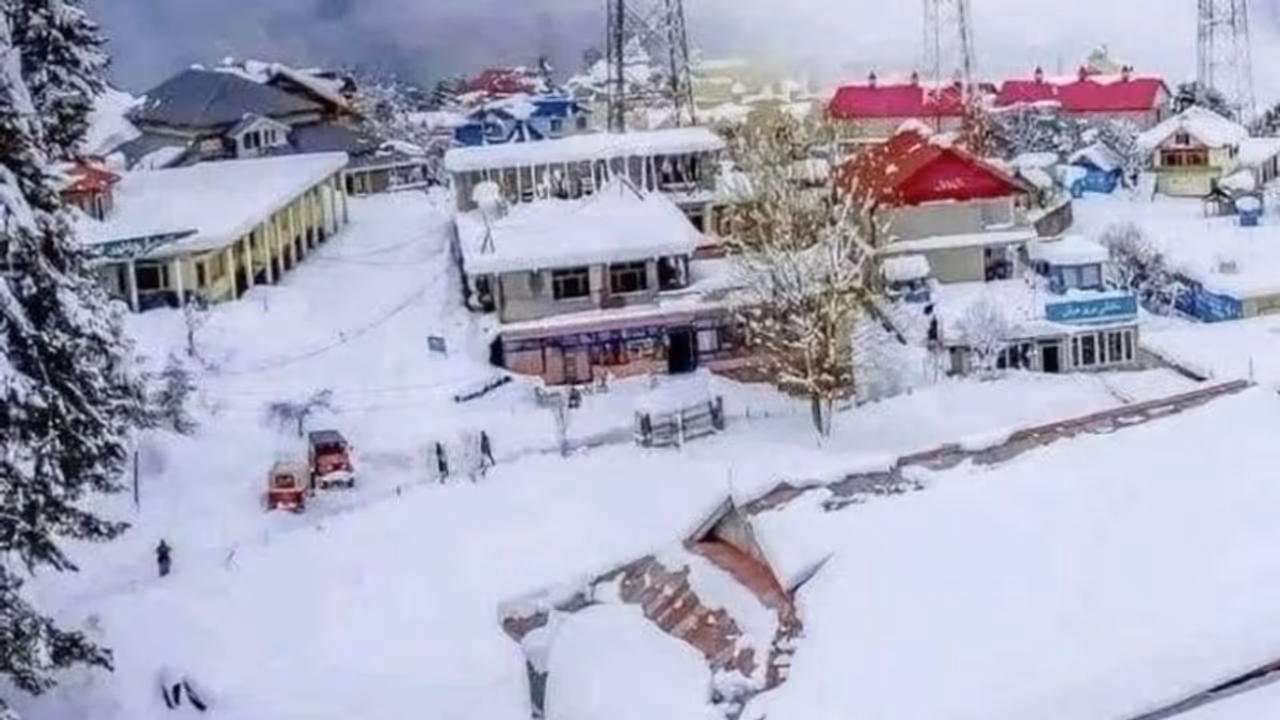 पाकिस्तान की इन जगहों पर मिलेंगे जन्नत के नज़ारे, कहीं  कश्मीर तो कहीं स्विट्ज़रलैंड....