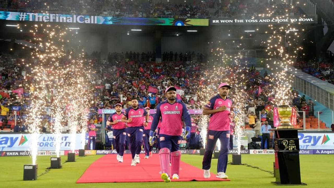 ಐಪಿಎಲ್ ಹರಾಜು: ಮುಂಬೈ ಇಂಡಿಯನ್ಸ್‌ಗೆ ಟಕ್ಕರ್ ಕೊಟ್ಟು ಮಾರಕ ವೇಗಿ ಖರೀದಿಸಿದ ರಾಜಸ್ಥಾನ ರಾಯಲ್ಸ್!