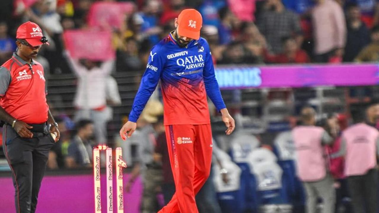 ಈ ಸಲವೂ ಕೊಹ್ಲಿಗೆ ಸಿಗಲಿಲ್ಲ IPL ಕಪ್..! ಕೊಹ್ಲಿಯ ಕಷ್ಟಕ್ಕೆ ಫಲ ಸಿಗೋದ್ಯಾವಾಗ..? ಈ ಸಲವೂ ಕೊಹ್ಲಿಗೆ ಸಿಗಲಿಲ್ಲ IPL ಕಪ್..! ಕೊಹ್ಲಿಯ ಕಷ್ಟಕ್ಕೆ ಫಲ ಸಿಗೋದ್ಯಾವಾಗ..?