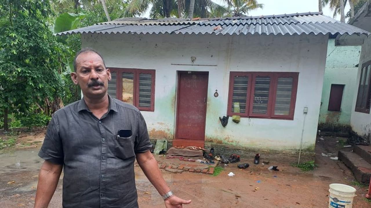 ശിക്ഷാവിധിയിൽ സംതൃപ്തനെന്ന് ശാന്തകുമാരിയുടെ മകൻ; പ്രതികളെ രക്ഷപെടാൻ അനുവദിക്കാതിരുന്നത് പൊലീസിന്റെ ശുഷ്കാന്തി ശിക്ഷാവിധിയിൽ സംതൃപ്തനെന്ന് ശാന്തകുമാരിയുടെ മകൻ; പ്രതികളെ രക്ഷപെടാൻ അനുവദിക്കാതിരുന്നത് പൊലീസിന്റെ ശുഷ്കാന്തി