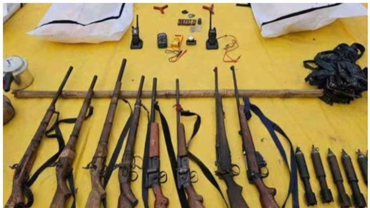 ഛത്തീസ്‍ഗഡിൽ സുരക്ഷാ സേനയുമായി ഏറ്റുമുട്ടൽ; എട്ട് മാവോയിസ്റ്റുകൾ കൊല്ലപ്പെട്ടു