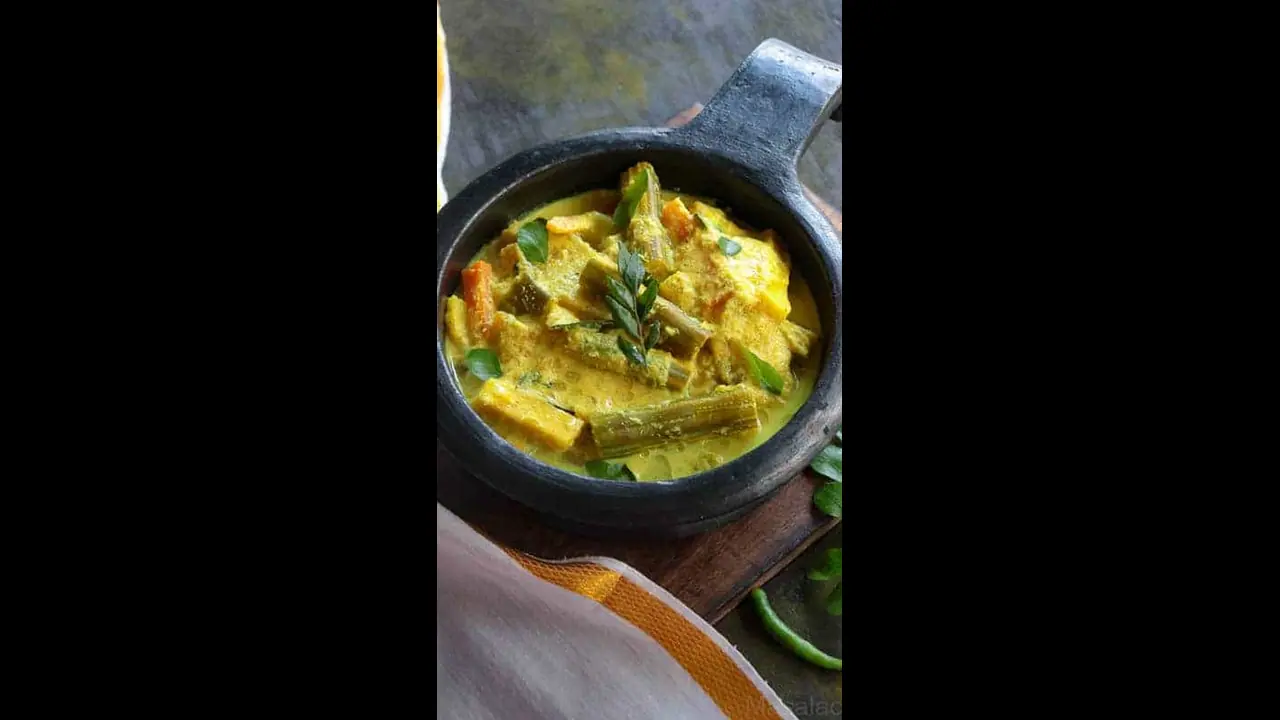 கேரளா ஸ்டைலில் இப்படி ஒருமுறை அவியல் செஞ்சு அசத்துங்க.. செம்ம டேஸ்ட்! கேரளா ஸ்டைலில் இப்படி ஒருமுறை அவியல் செஞ்சு அசத்துங்க.. செம்ம டேஸ்ட்!