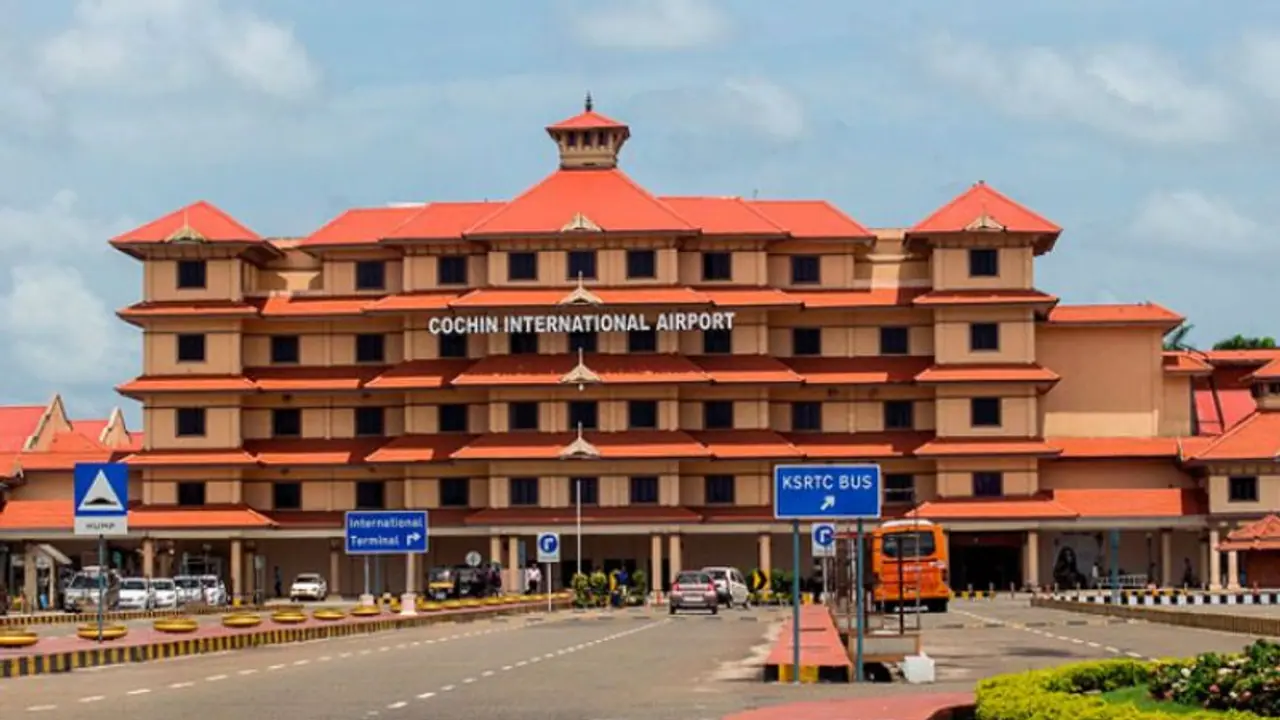 'ഒരു വര്ഷം ഒരു കോടി യാത്രക്കാര്'; ചരിത്രം സൃഷ്ടിച്ച് കൊച്ചി വിമാനത്താവളത്തിന്റെ 25 ാം വാര്ഷികമെന്ന് മന്ത്രി 'ഒരു വര്ഷം ഒരു കോടി യാത്രക്കാര്'; ചരിത്രം സൃഷ്ടിച്ച് കൊച്ചി വിമാനത്താവളത്തിന്റെ 25 ാം വാര്ഷികമെന്ന് മന്ത്രി