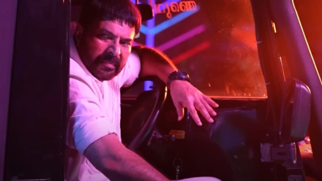 ആക്ഷനില് തിളങ്ങിയ മമ്മൂട്ടി; 'ടര്ബോ' മേക്കിംഗ് വീഡിയോ എത്തി ആക്ഷനില് തിളങ്ങിയ മമ്മൂട്ടി; 'ടര്ബോ' മേക്കിംഗ് വീഡിയോ എത്തി