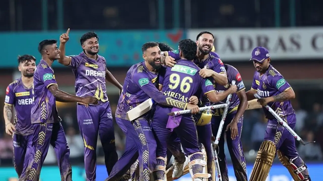 അഞ്ച് താരങ്ങളെ നിലനിര്ത്താമെന്ന് റിപ്പോര്ട്ട്! ഐപിഎല് മെഗാ ലേലത്തിന്റെ നിര്ണായകങ്ങള് വിവരങ്ങള് പുറത്ത് അഞ്ച് താരങ്ങളെ നിലനിര്ത്താമെന്ന് റിപ്പോര്ട്ട്! ഐപിഎല് മെഗാ ലേലത്തിന്റെ നിര്ണായകങ്ങള് വിവരങ്ങള് പുറത്ത്