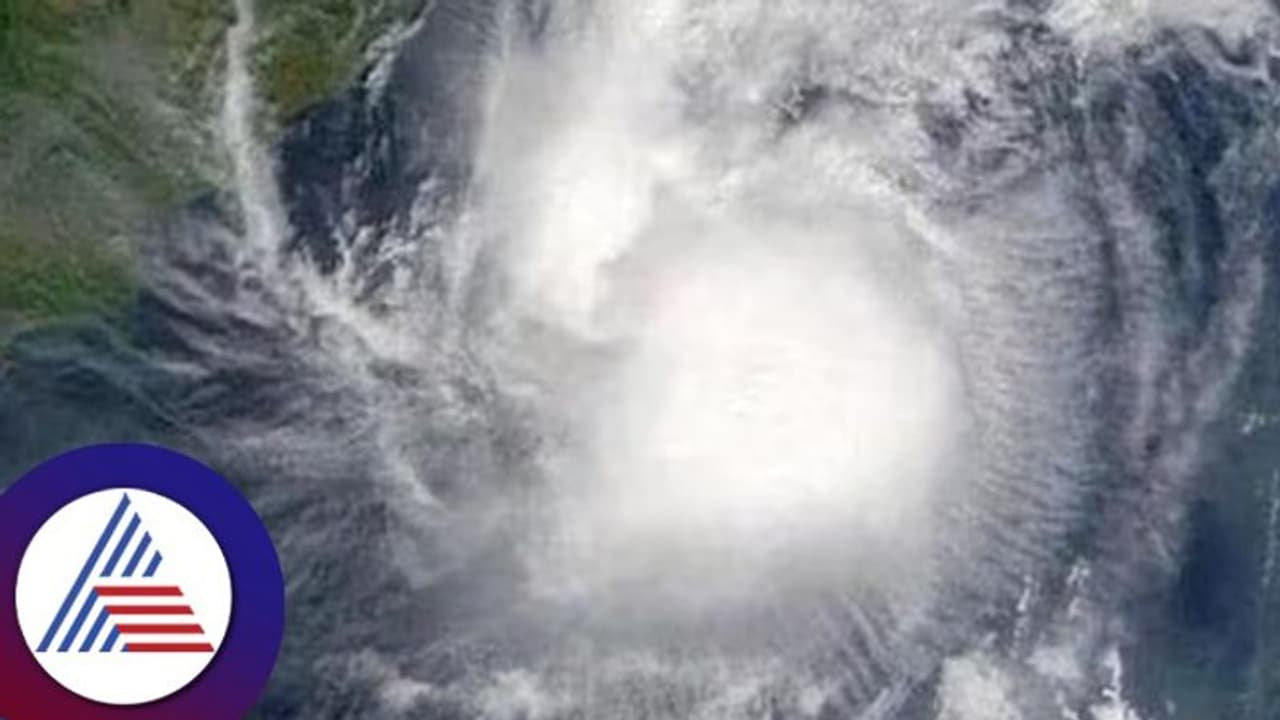 Gujarat braces for Cyclone Asna, heavy rain batters Saurashtra Kachchh region Gujarat braces for Cyclone Asna, heavy rain batters Saurashtra Kachchh region
