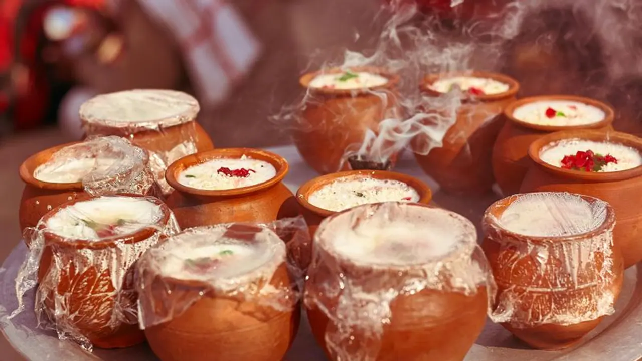 Easy 5 minute recipe for sweet lassi