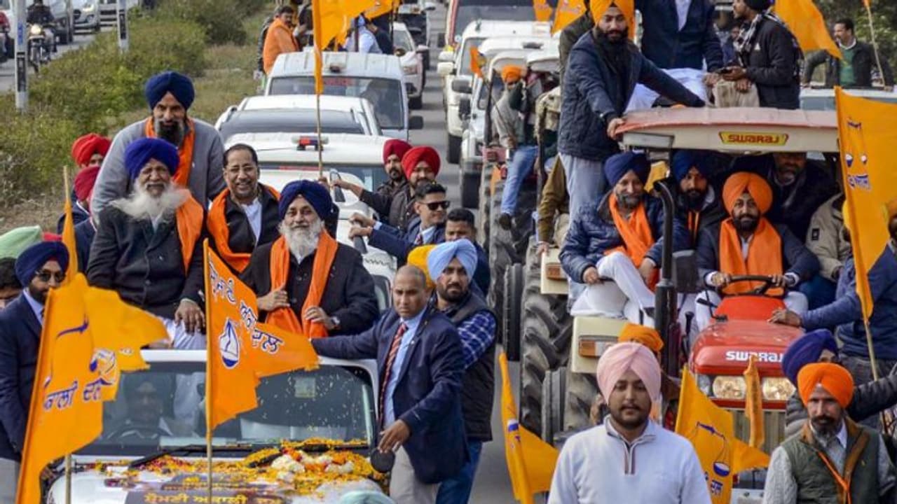 'ബിജെപിയോടൊപ്പം കൂടിയതാണ് പാർട്ടിയുടെ വീഴ്ചയ്ക്ക് കാരണം'; പഞ്ചാബിൽ കർഷക പിന്തുണ തിരിച്ചുപിടിക്കാൻ അകാലിദൾ