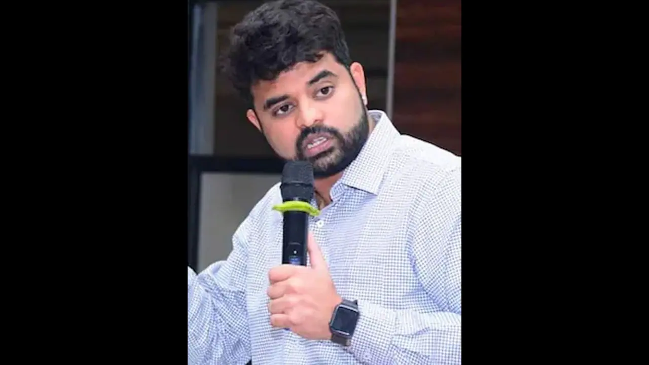 ಪ್ರಜ್ವಲ್‌ ರೇವಣ್ಣ ಪೆನ್‌ಡ್ರೈವ್‌ ಹಂಚಿಕೆ: ಇಬ್ಬರು ಕಾಂಗ್ರೆಸ್ಸಿಗರ ಬಂಧನ