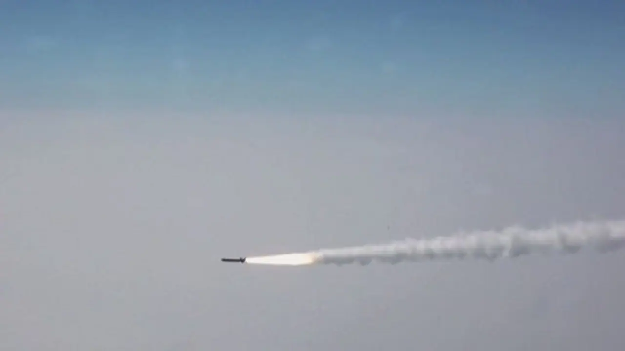 RudraM-2 Missile: हाइपरसोनिक स्पीड-राडार की पकड़ से बाहर...ऐसी मिसाइल का सफल परीक्षण, थर-थर कांपेंगे दुश्‍मन 