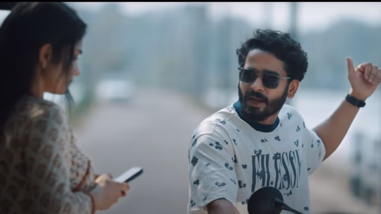 അനാര്‍ക്കലിക്കൊപ്പം ഗണപതി; 'മന്ദാകിനി'യിലെ വീഡിയോ ഗാനം എത്തി