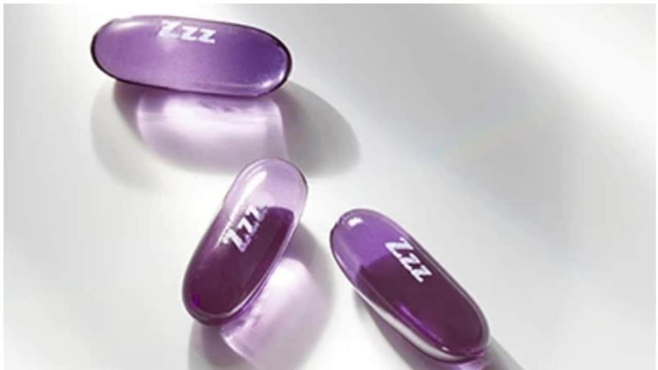 ZZZQUIL, ഉറക്കഗുളികയിലെ മെലറ്റോമിൻ ആരോഗ്യത്തിന് അപകടമെന്ന് വ്യക്തമായാൽ നിരോധിക്കണമെന്ന് മനുഷ്യാവകാശ കമ്മീഷൻ ZZZQUIL, ഉറക്കഗുളികയിലെ മെലറ്റോമിൻ ആരോഗ്യത്തിന് അപകടമെന്ന് വ്യക്തമായാൽ നിരോധിക്കണമെന്ന് മനുഷ്യാവകാശ കമ്മീഷൻ