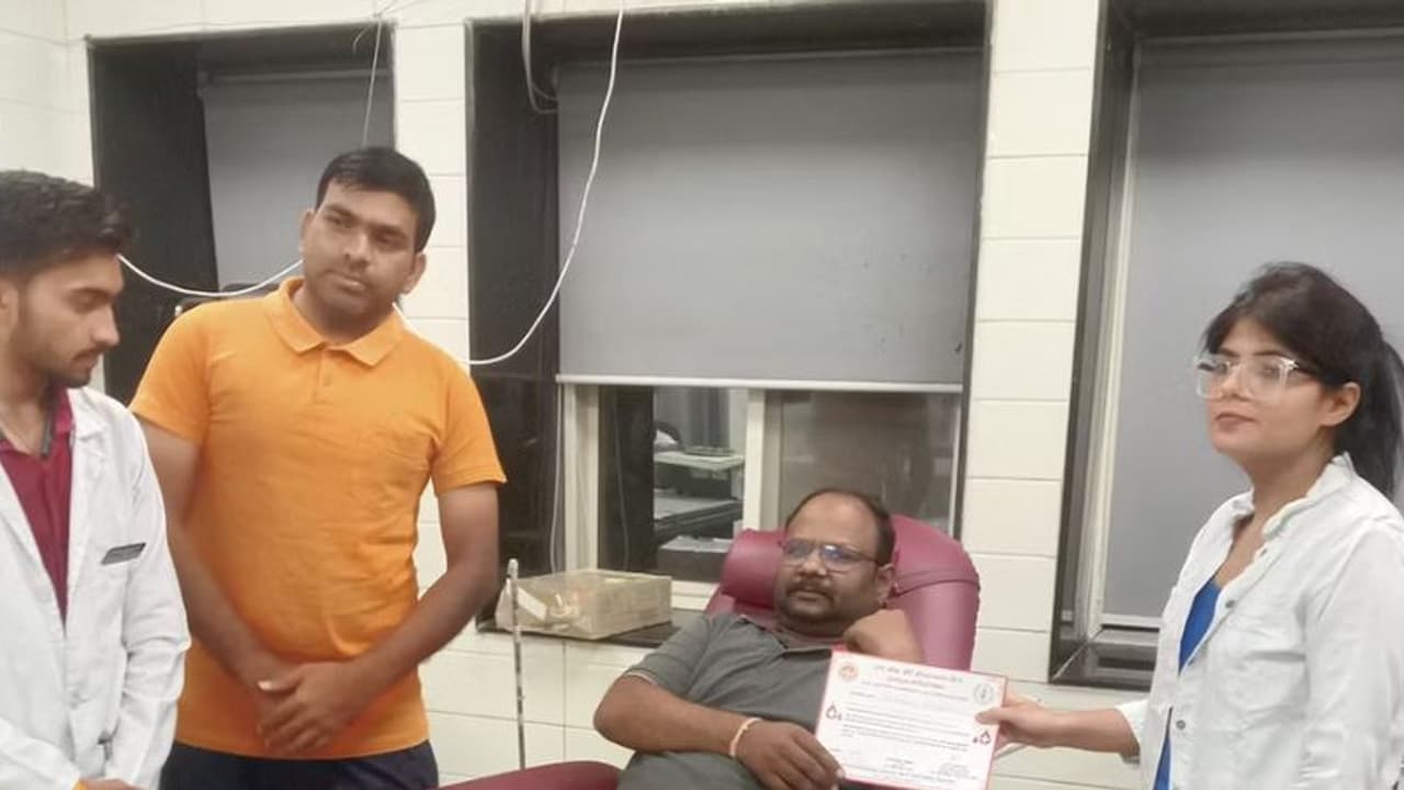 ಅಪರೂಪದ ಬಾಂಬೆ ಬ್ಲಡ್ ನೀಡಿ ಮಹಿಳೆಯ ಪ್ರಾಣ ಉಳಿಸಲು 440 ಕಿಮೀ ಚಲಿಸಿದ ವ್ಯಕ್ತಿ!