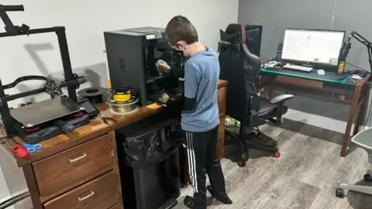 ഒറ്റയ്‍ക്ക് ജീവിക്കുന്നത് അടിപൊളിയാണ് എന്ന് യുവതി, വീടിന്റെ ചിത്രങ്ങളും, നെറ്റിസൺസിന്റെ കമന്റ് ഇങ്ങനെ