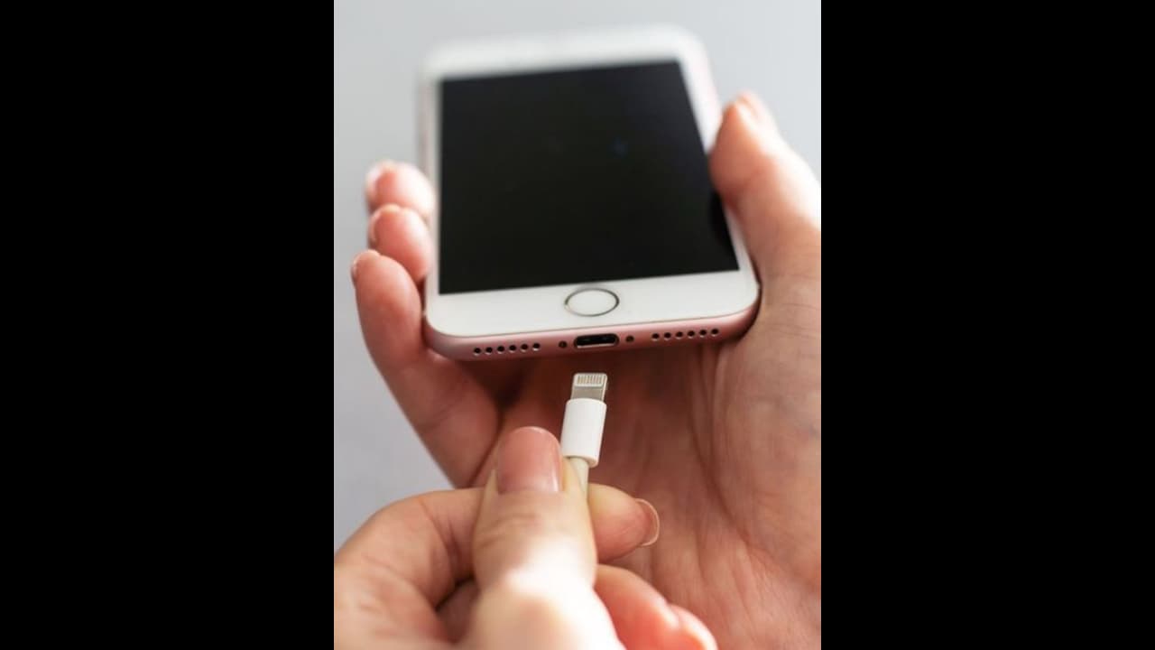 എന്തുകൊണ്ട് ഐഫോണ്‍ 80 ശതമാനത്തിന് അപ്പുറം ചാര്‍ജ് ചെയ്യാനാവുന്നില്ല? കാരണവും പരിഹാരങ്ങളും